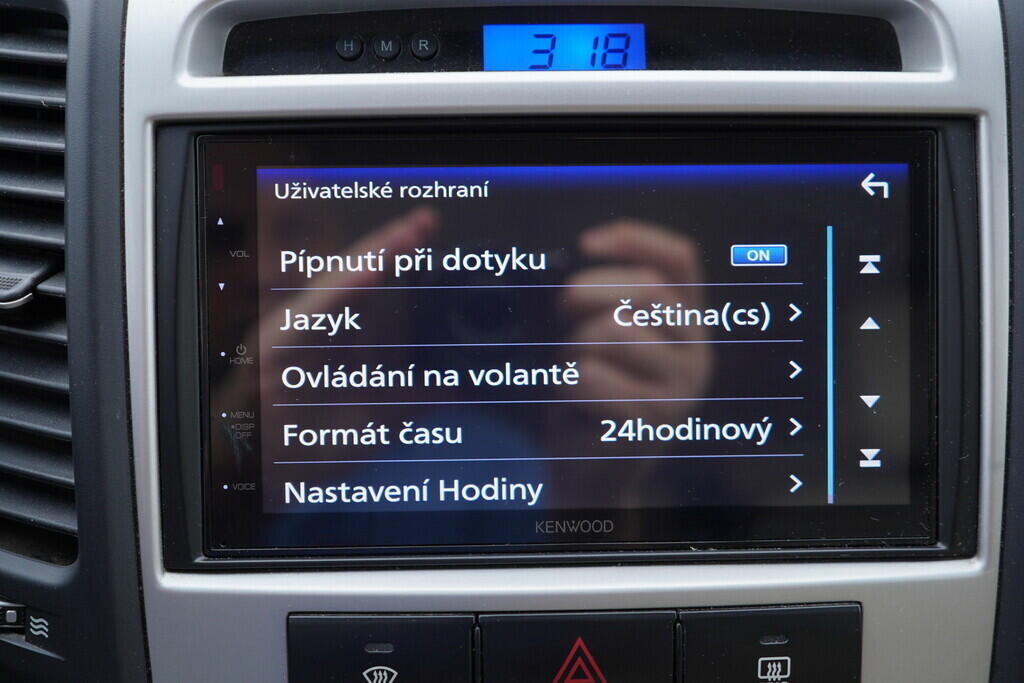 OV190V09216_36.webp_SANTA FE  2.2 Crdi 114 kW automat