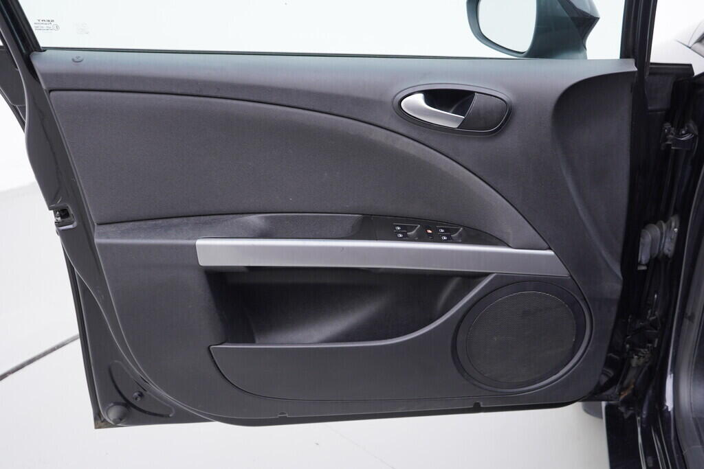 OV190V09217_19.webp_LEON Style 1.2 TSI 77 kW manuál