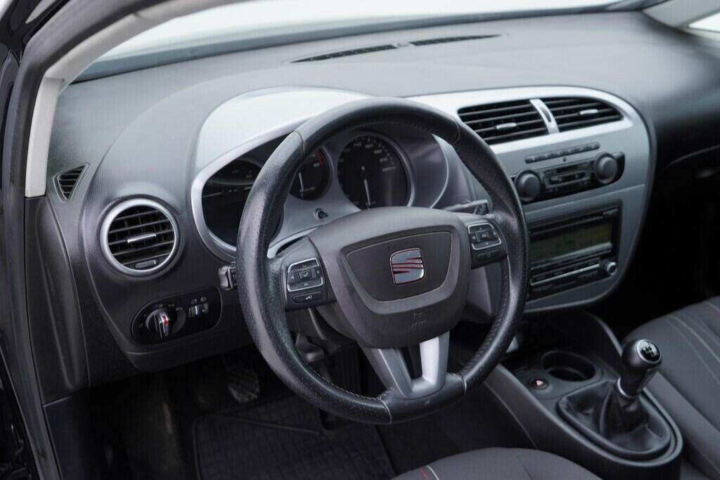 OV190V09217_21.webp_LEON Style 1.2 TSI 77 kW manuál