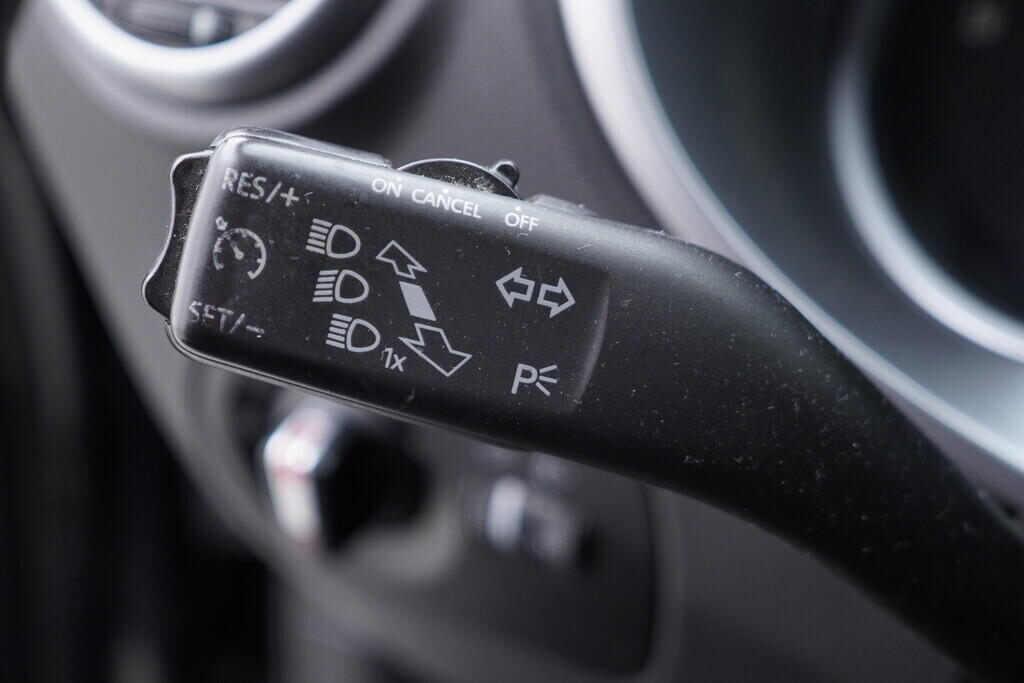 OV190V09217_23.webp_LEON Style 1.2 TSI 77 kW manuál