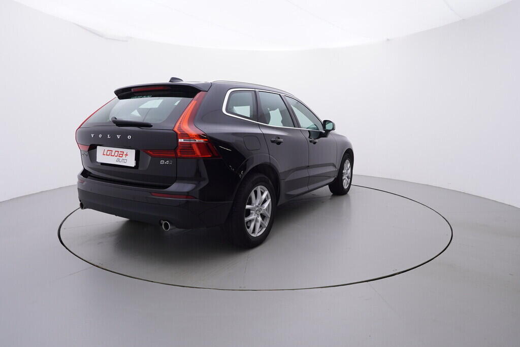 OV190V09219_14.webp_XC60 Momentum 2.0 TDI 145 kW automat, DPH