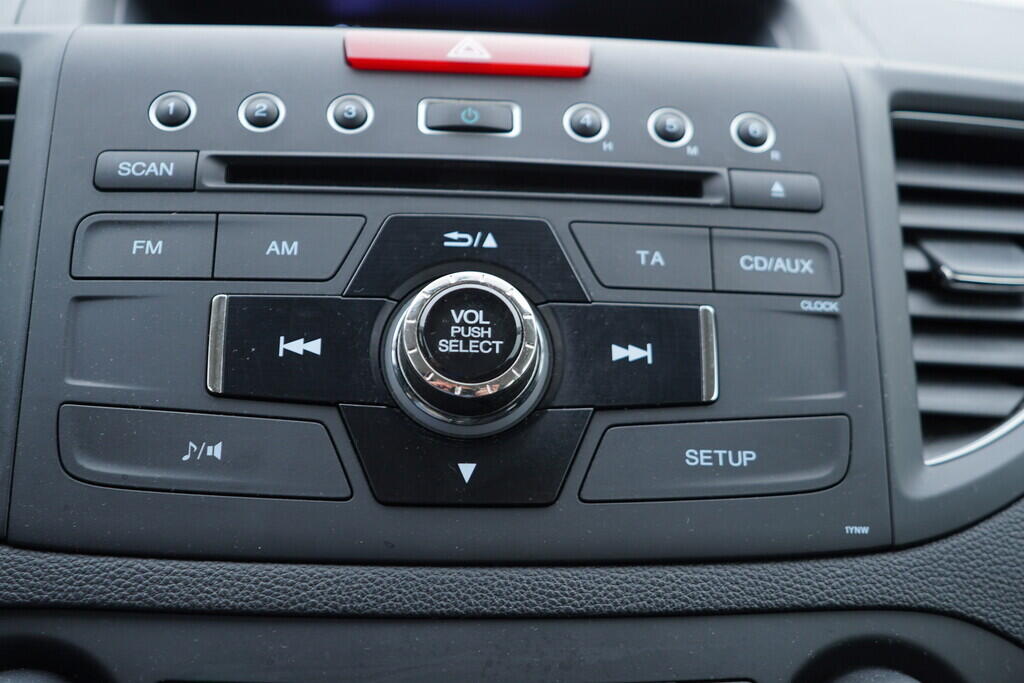 OV190V09222_32.webp_CRV  1.6 I-DTECH 88 kW manuál