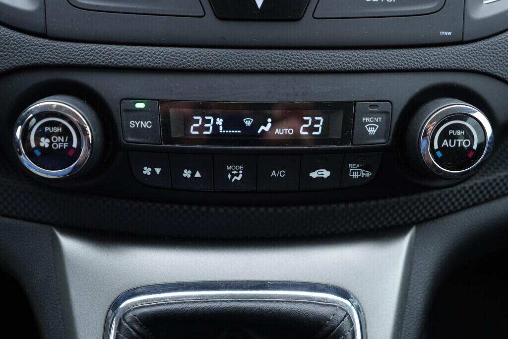 OV190V09222_33.webp_CRV  1.6 I-DTECH 88 kW manuál