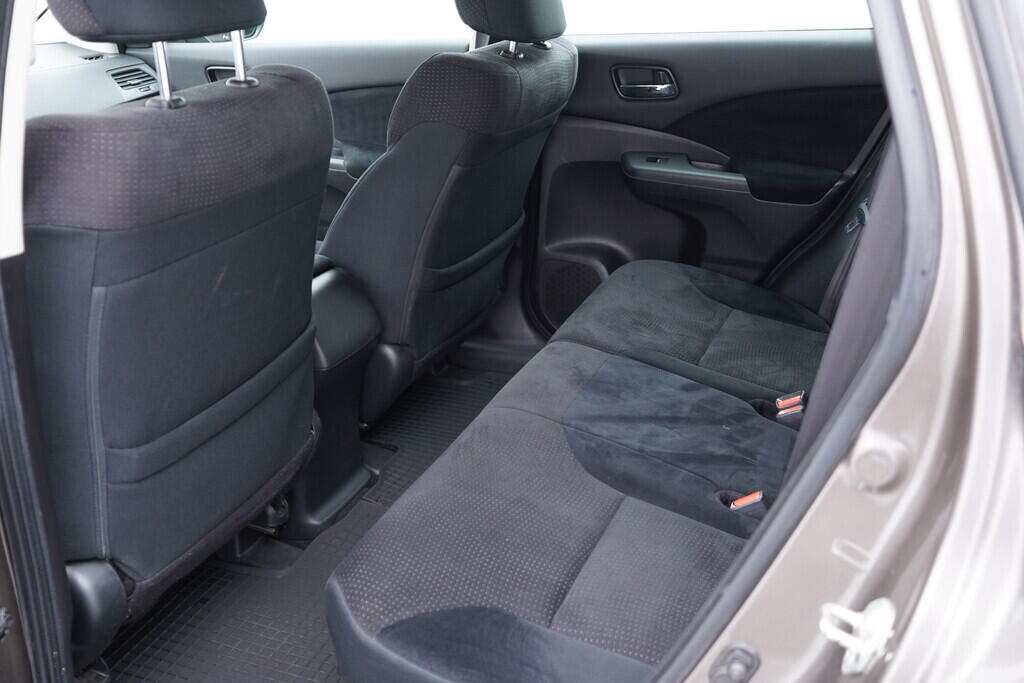 OV190V09222_36.webp_CRV  1.6 I-DTECH 88 kW manuál