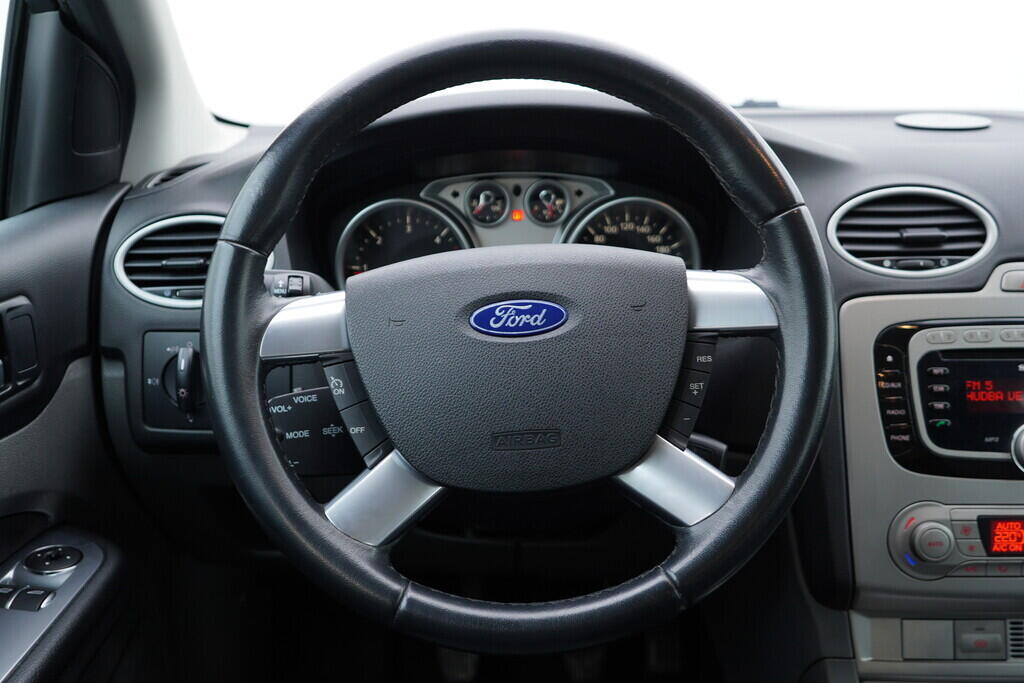 OV190V09224_27.webp_FOCUS  1.8  85 kW manuál