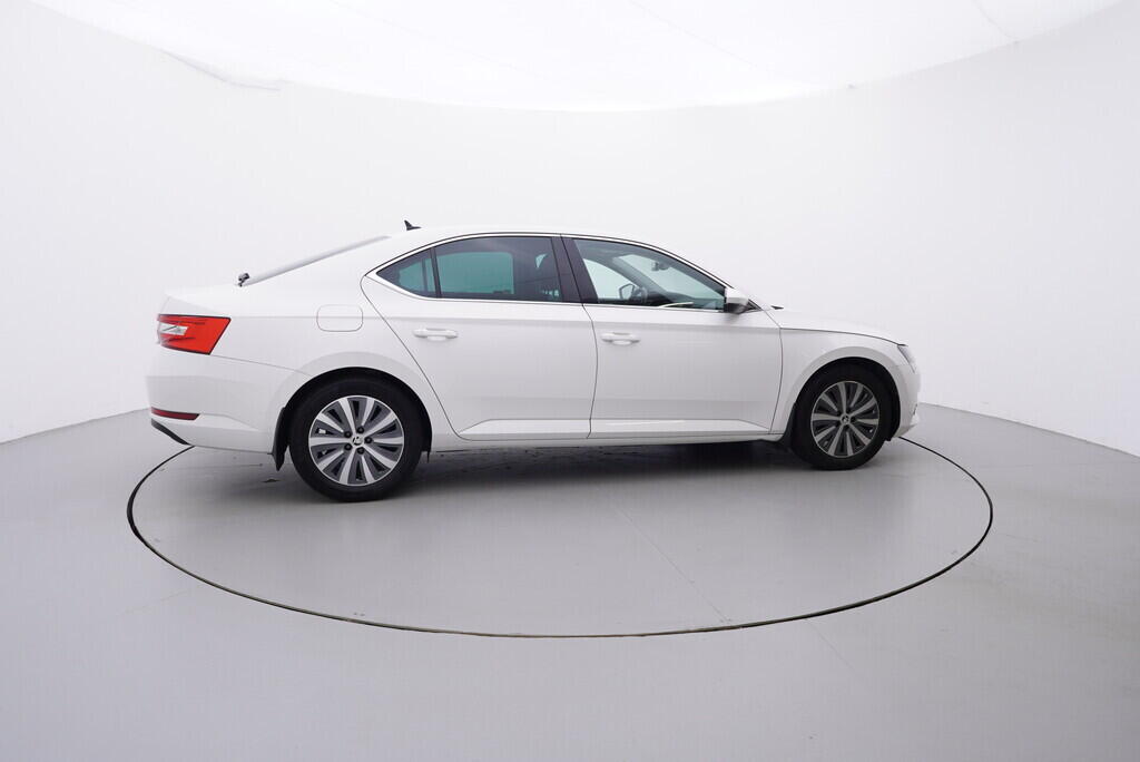 OV190V09226_15.webp_SUPERB Style 2.0 TDI 110 kW automat, DPH