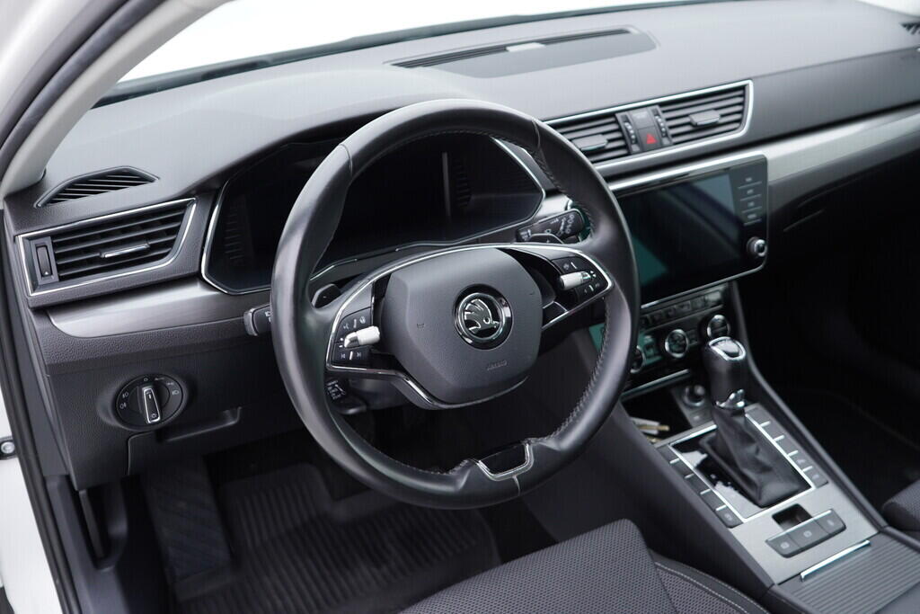 OV190V09226_22.webp_SUPERB Style 2.0 TDI 110 kW automat, DPH