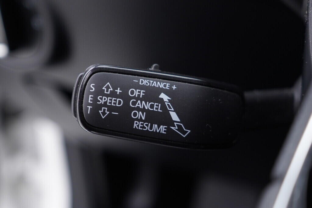 OV190V09226_25.webp_SUPERB Style 2.0 TDI 110 kW automat, DPH