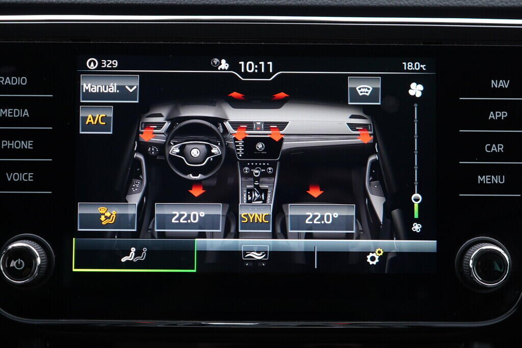 OV190V09226_32.webp_SUPERB Style 2.0 TDI 110 kW automat, DPH