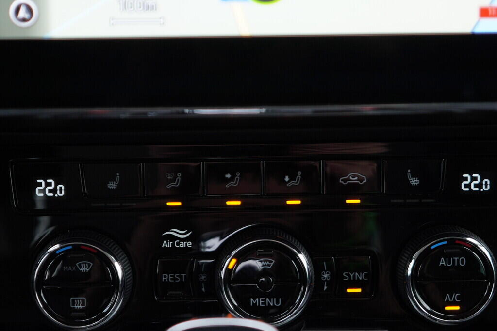 OV190V09226_34.webp_SUPERB Style 2.0 TDI 110 kW automat, DPH