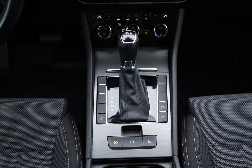 OV190V09226_35.webp_SUPERB Style 2.0 TDI 110 kW automat, DPH