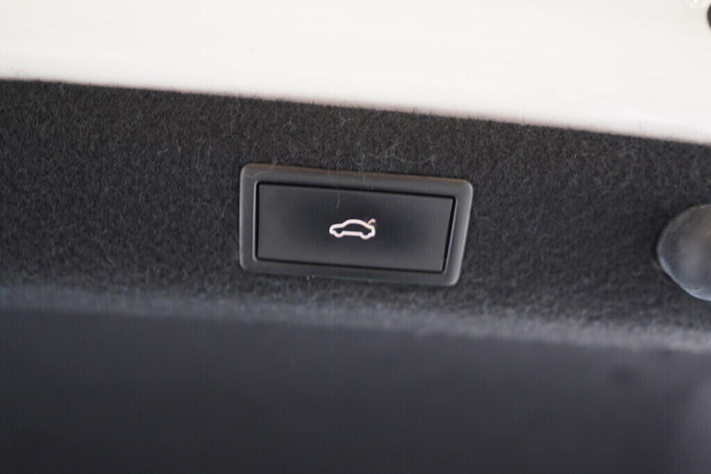 OV190V09226_40.webp_SUPERB Style 2.0 TDI 110 kW automat, DPH