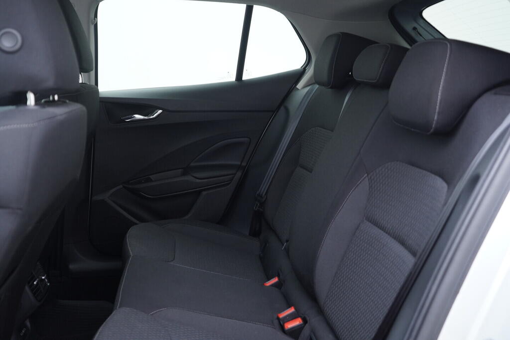 OV190V09238_22.webp_FABIA Selection 1.0 TSI 85 kW manuál, DPH