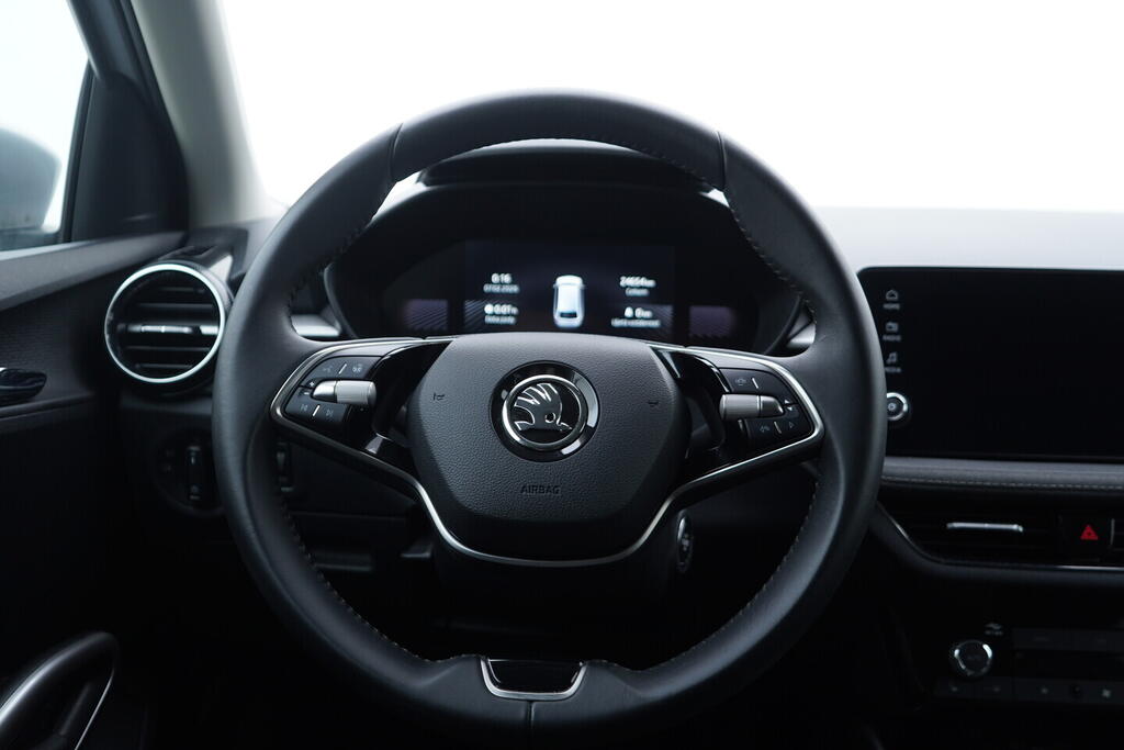 OV190V09238_25.webp_FABIA Selection 1.0 TSI 85 kW manuál, DPH