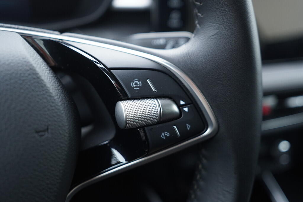 OV190V09238_27.webp_FABIA Selection 1.0 TSI 85 kW manuál, DPH