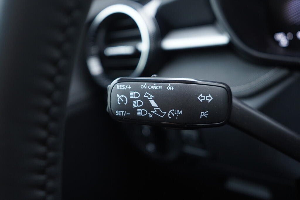 OV190V09238_28.webp_FABIA Selection 1.0 TSI 85 kW manuál, DPH