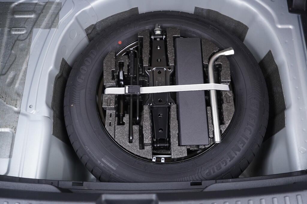 OV190V09238_38.webp_FABIA Selection 1.0 TSI 85 kW manuál, DPH