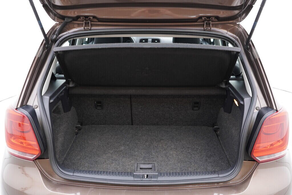 OV190V09243_36.webp_POLO Trendline  1.2 TSI 66 kW manuál