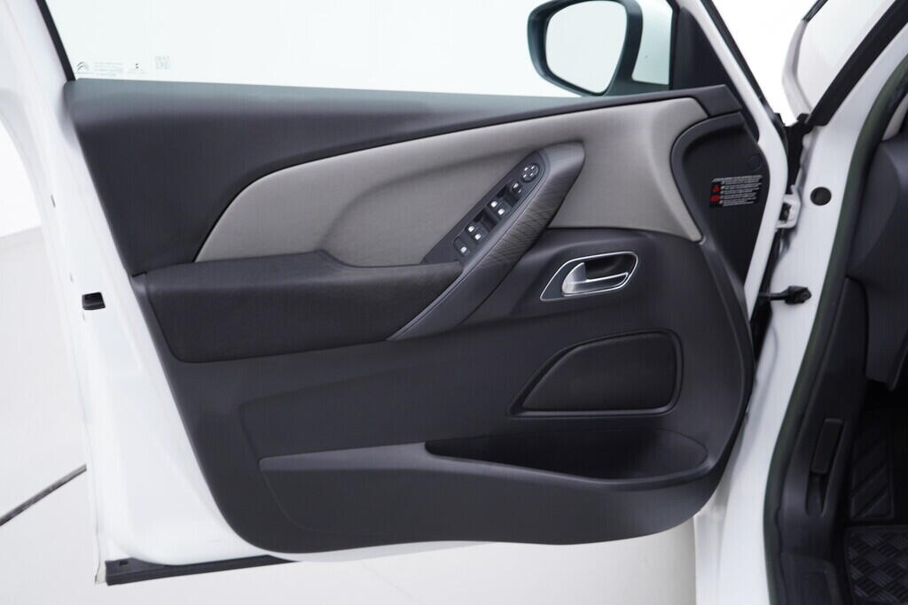 OV190V09245_19.webp_GRAND C4 PICASSO  2.0 Hdi 110 kW manuál