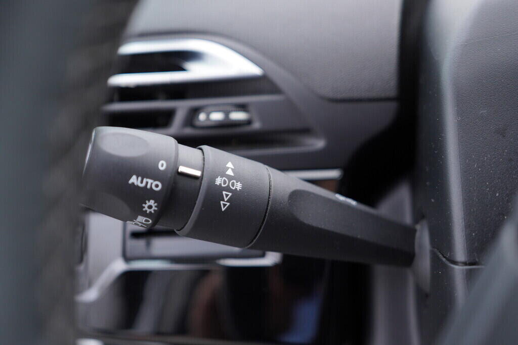 OV190V09245_23.webp_GRAND C4 PICASSO  2.0 Hdi 110 kW manuál