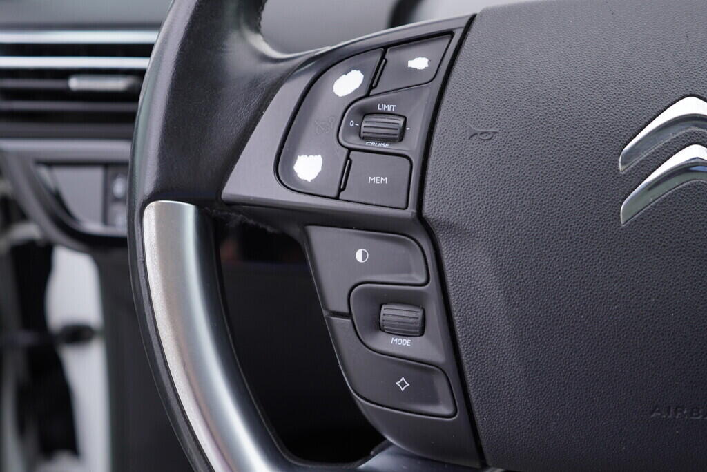 OV190V09245_25.webp_GRAND C4 PICASSO  2.0 Hdi 110 kW manuál