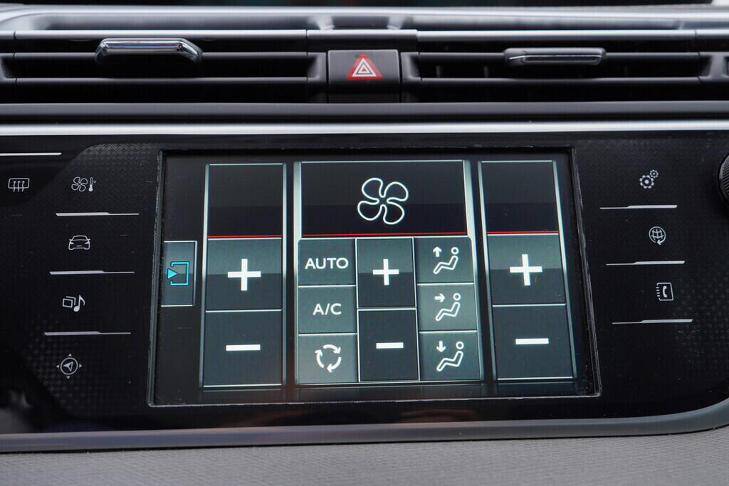 OV190V09245_31.webp_GRAND C4 PICASSO  2.0 Hdi 110 kW manuál