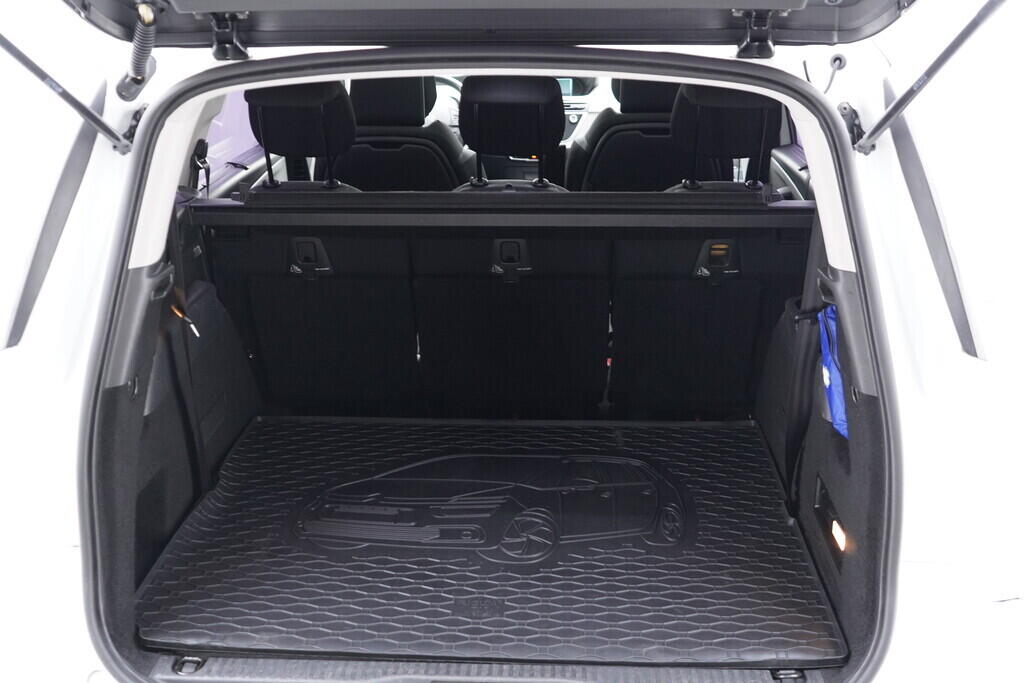 OV190V09245_41.webp_GRAND C4 PICASSO  2.0 Hdi 110 kW manuál