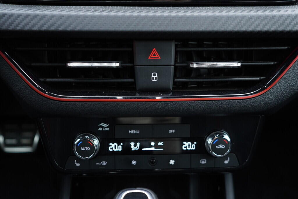 OV190V09248_32.webp_KAMIQ Monte Carlo 1.0 TSI 85 kW automat, DPH