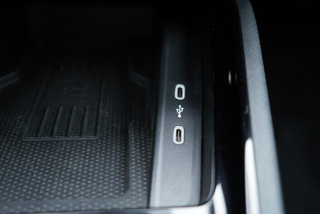 OV190V09248_33.webp_KAMIQ Monte Carlo 1.0 TSI 85 kW automat, DPH