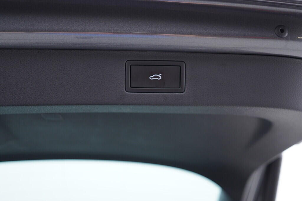 OV190V09249_48.webp_KAMIQ Monte Carlo 1.0 TSI 85 kW automat, DPH