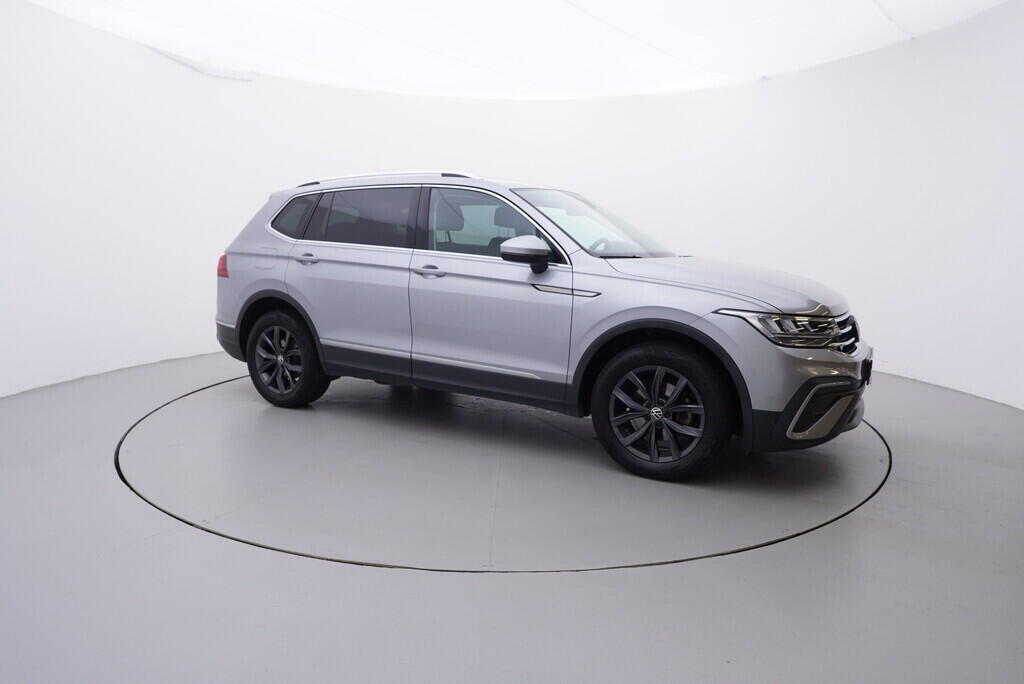 OV190V09254_16.webp_TIGUAN ALLSPACE LIFE 2.0 TDI 110 kW manuál, DPH