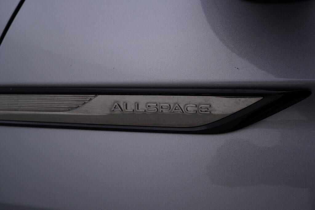 OV190V09254_42.webp_TIGUAN ALLSPACE LIFE 2.0 TDI 110 kW manuál, DPH