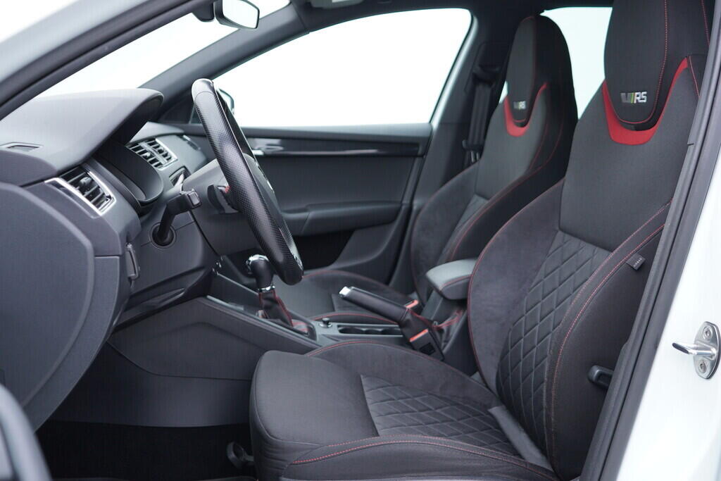 OV190V09255_23.webp_OCTAVIA RS 2.0 TSI 169 kW automat