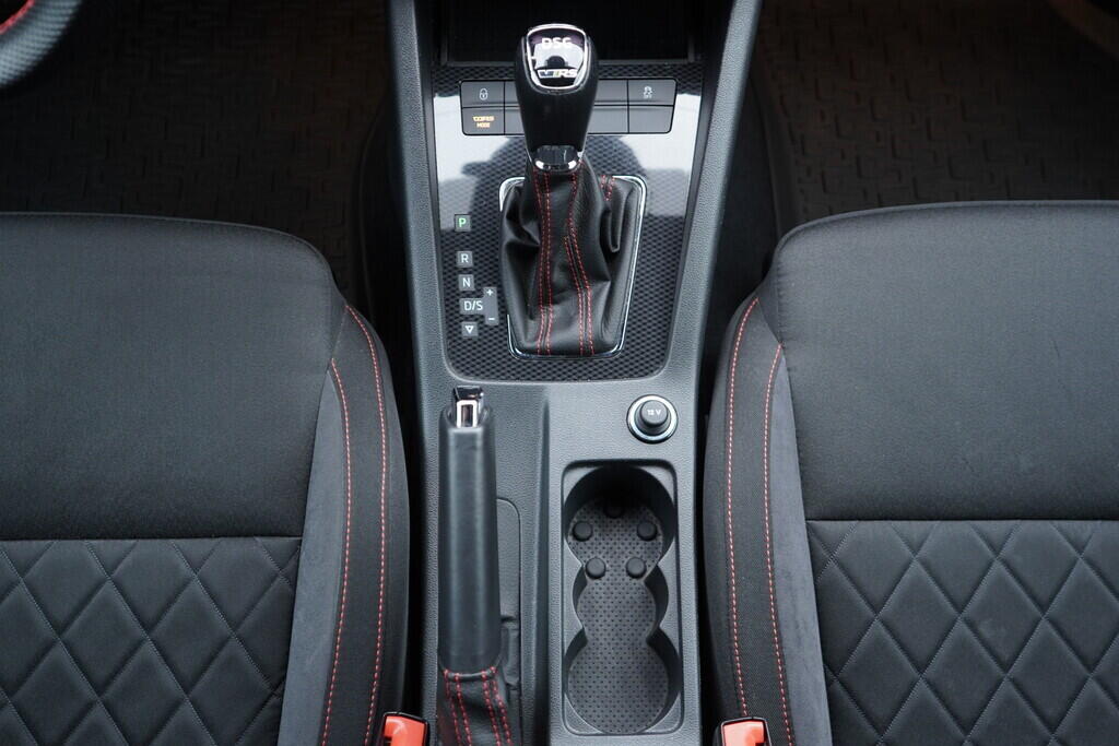 OV190V09255_35.webp_OCTAVIA RS 2.0 TSI 169 kW automat