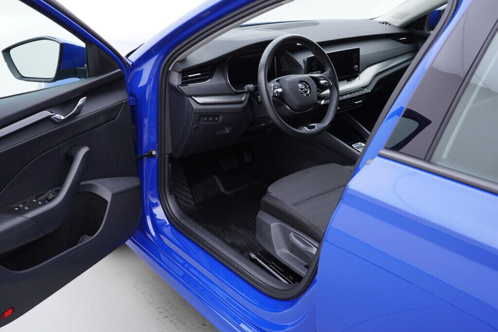 OV190V09265_18.webp_OCTAVIA Ambition 2.0 TDI 110 kW automat, DPH