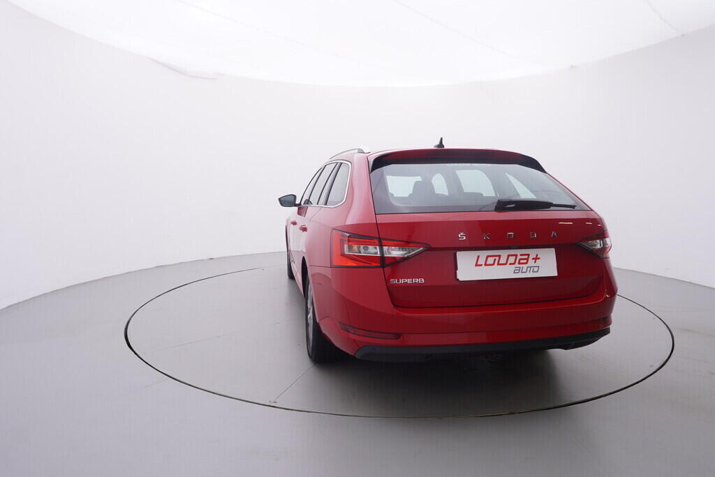 OV190V09266_13.webp_SUPERB Style 2.0 TDI 147 kW automat, DPH