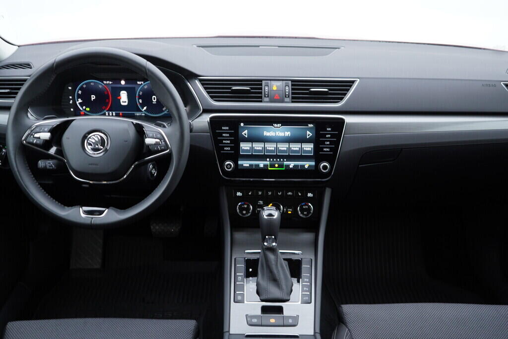 OV190V09266_27.webp_SUPERB Style 2.0 TDI 147 kW automat, DPH