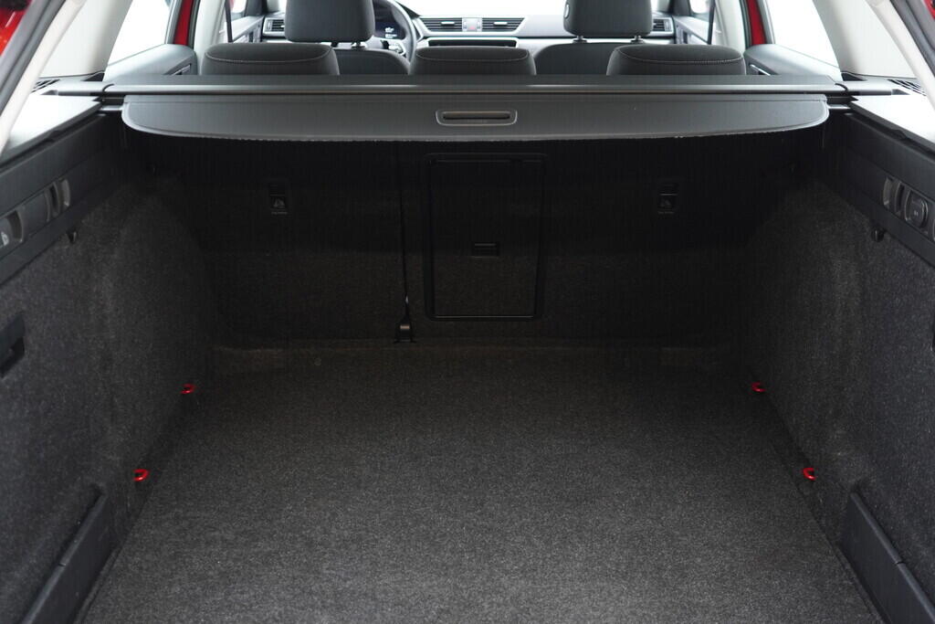 OV190V09266_40.webp_SUPERB Style 2.0 TDI 147 kW automat, DPH