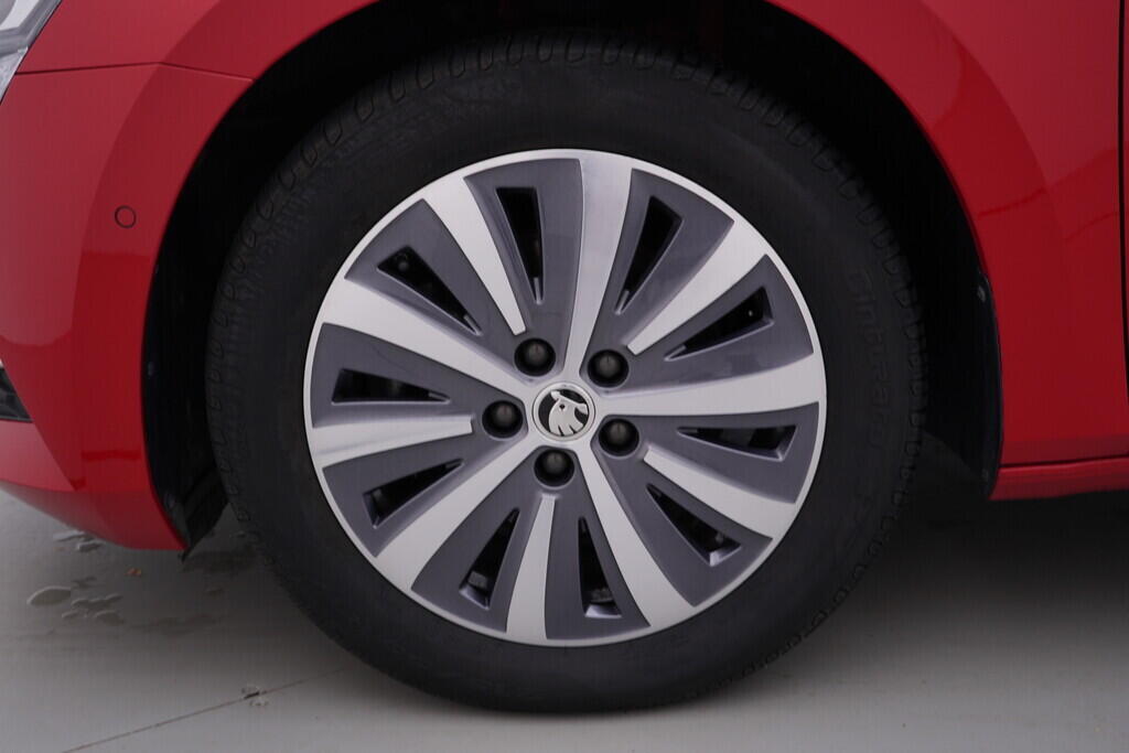 OV190V09266_45.webp_SUPERB Style 2.0 TDI 147 kW automat, DPH