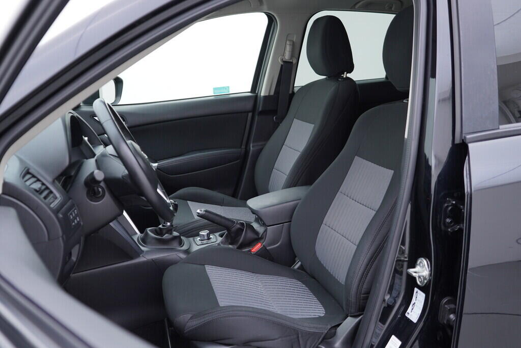 OV190V09271_22.webp_CX-5  2.0 Skyactiv-G 118 kW manuál