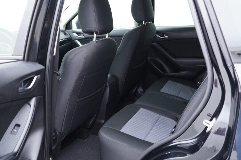 OV190V09271_38.webp_CX-5  2.0 Skyactiv-G 118 kW manuál
