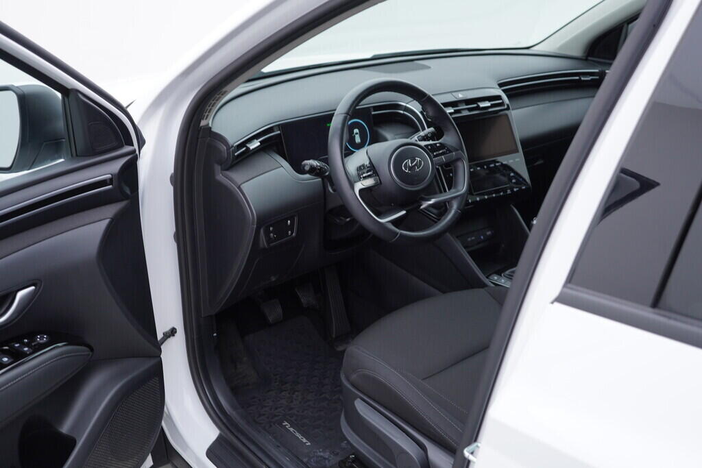 OV190V09275_18.webp_TUCSON Smart + Nav 1.6  110 kW manuál