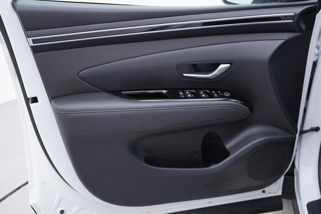 OV190V09275_19.webp_TUCSON Smart + Nav 1.6  110 kW manuál