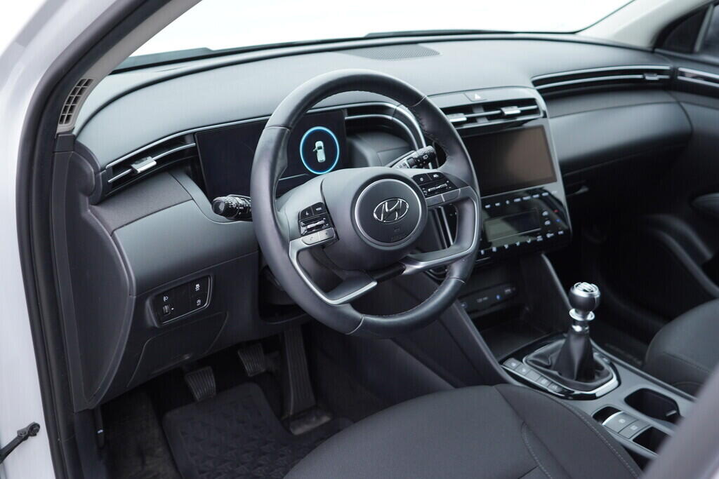 OV190V09275_21.webp_TUCSON Smart + Nav 1.6  110 kW manuál