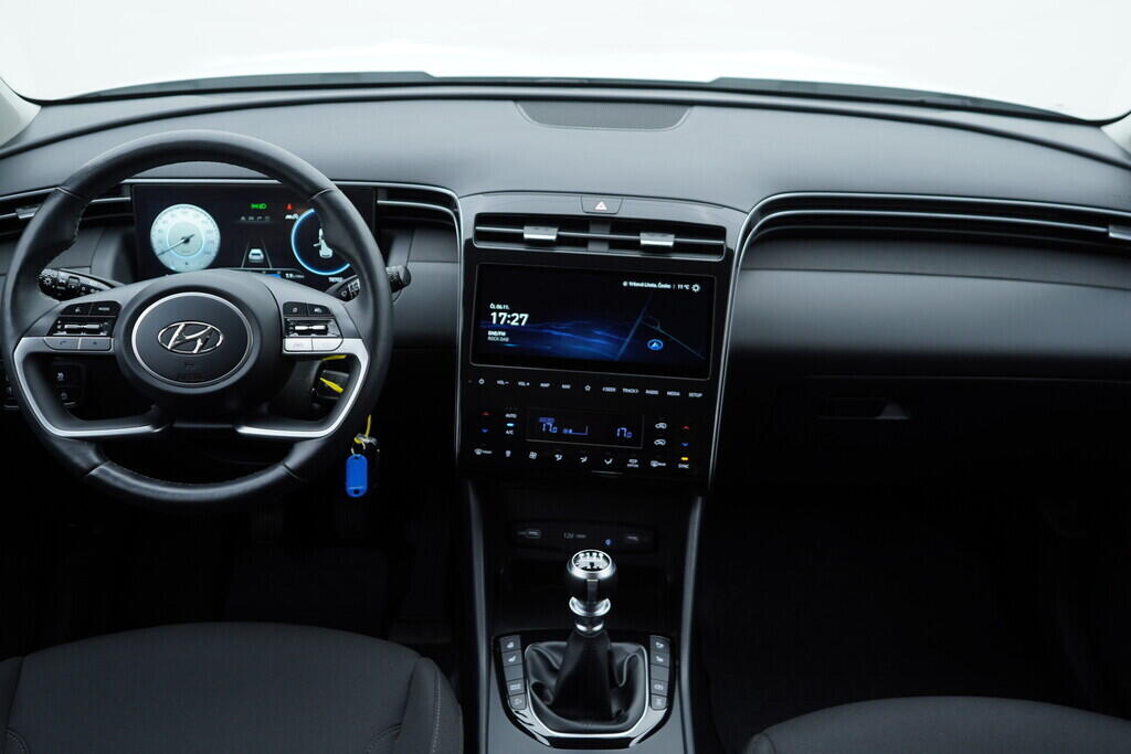 OV190V09275_25.webp_TUCSON Smart + Nav 1.6  110 kW manuál