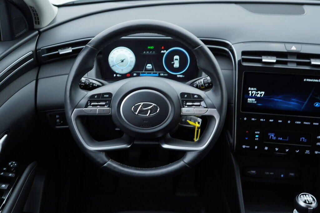 OV190V09275_26.webp_TUCSON Smart + Nav 1.6  110 kW manuál