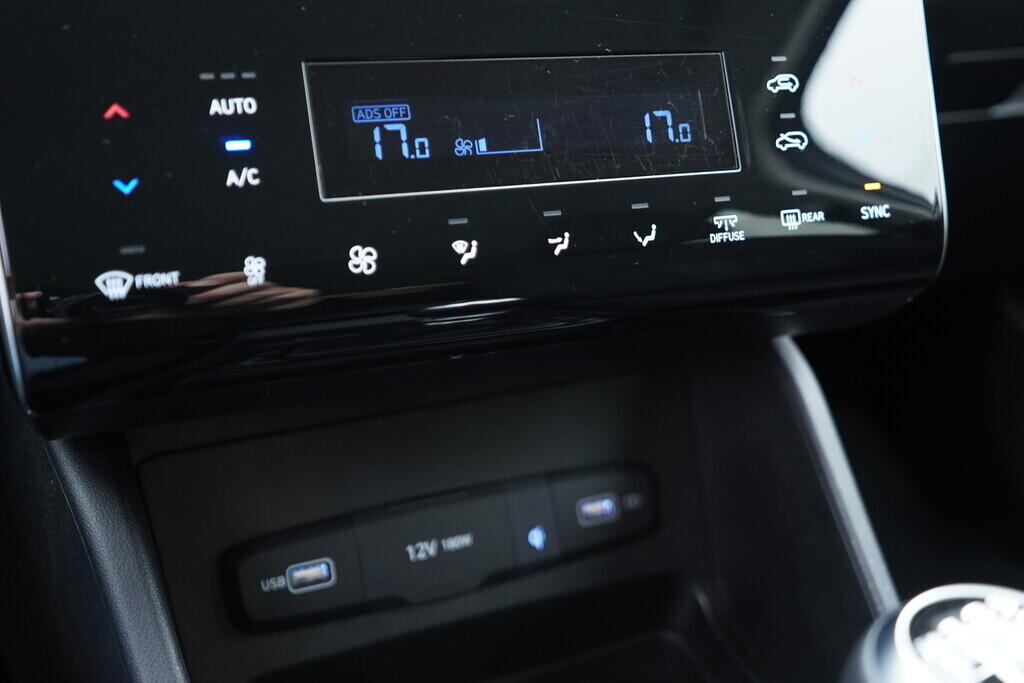 OV190V09275_32.webp_TUCSON Smart + Nav 1.6  110 kW manuál