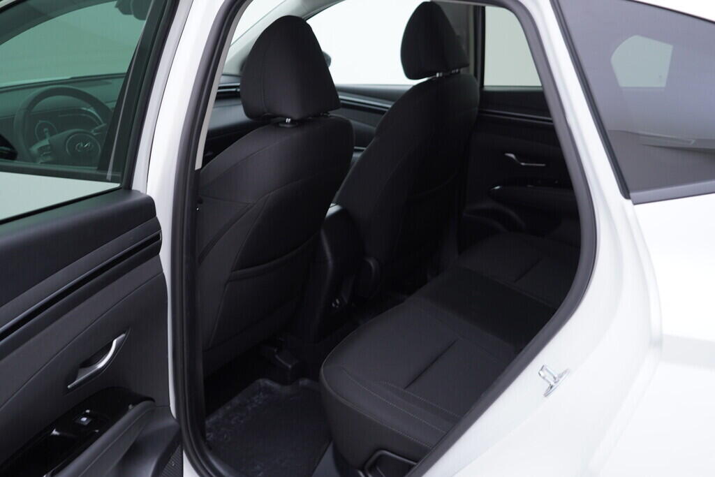 OV190V09275_35.webp_TUCSON Smart + Nav 1.6  110 kW manuál