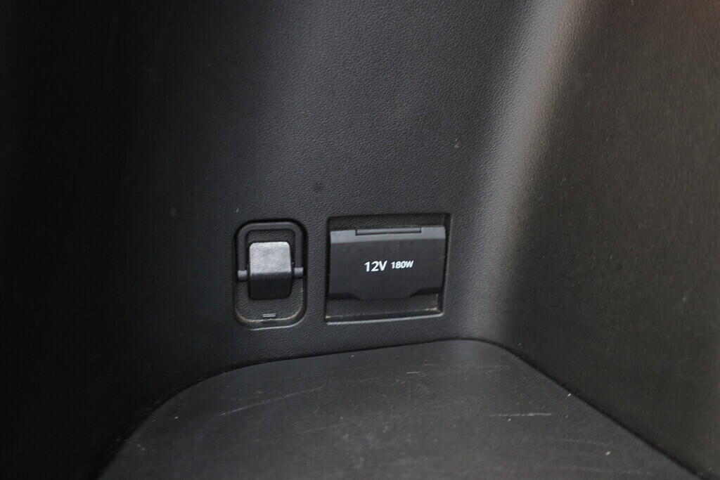 OV190V09275_38.webp_TUCSON Smart + Nav 1.6  110 kW manuál