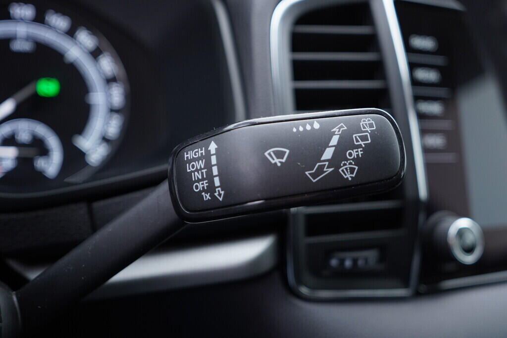 OV190V09277_24.webp_KAROQ Ambition 2.0 TDI 110 kW automat, DPH